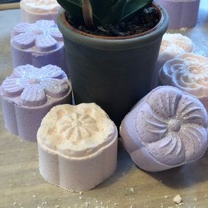 Bath bombs